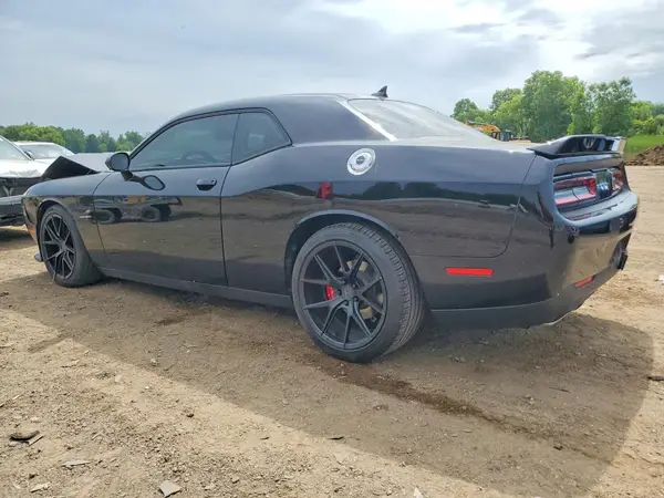 2C3CDZBT7MH571214 — 2021 Dodge Challenger, фото 2 с аукциона Copart 05.10.2026, Передняя часть