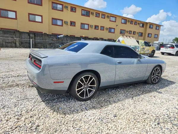 2C3CDZBT5MH509844 — 2021 Dodge Challenger, фото 3 с аукциона Copart, Подтопление