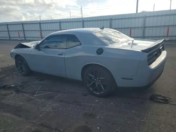 2C3CDZJG5NH238581 — 2022 Dodge Challenger, фото 2 с аукциона Copart, Передняя часть
