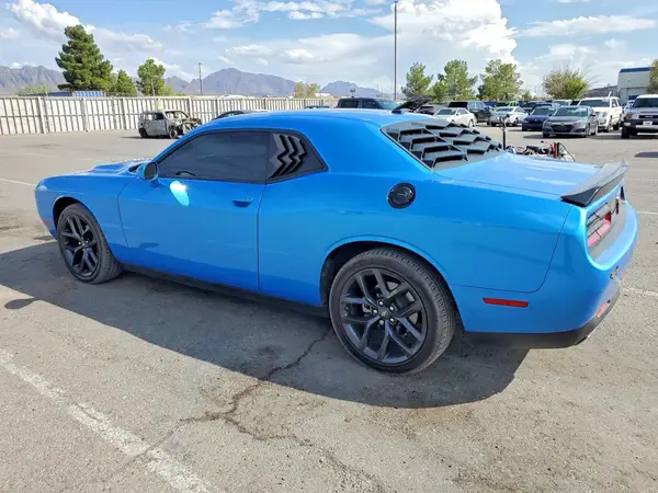 2C3CDZAG8PH655230 — 2023 Dodge Challenger, фото 2 с аукциона Copart, Боковая часть
