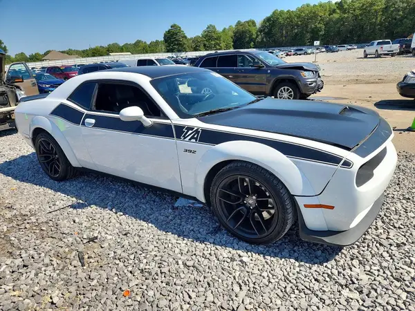 2C3CDZFJ2PH688616 — 2023 Dodge Challenger, фото 4 с аукциона Copart, Передняя часть
