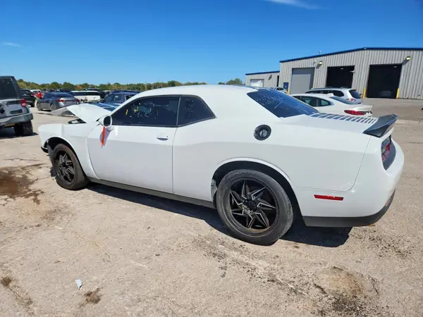 2C3CDZAGXPH629681 — 2023 Dodge Challenger, фото 2 с аукциона Copart, Передняя часть