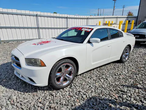 2C3CDXHG9CH172558 — 2012 Dodge Charger, Передняя часть (Front End), фото до ремонта