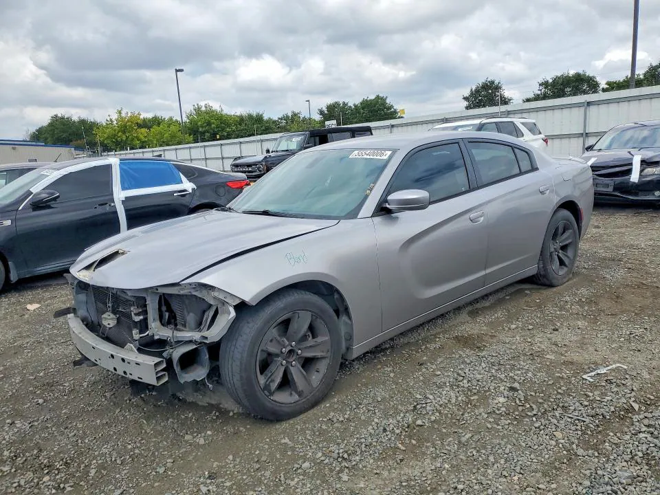 2015 Dodge Charger VIN 2C3CDXBGXFH875325 фото 1