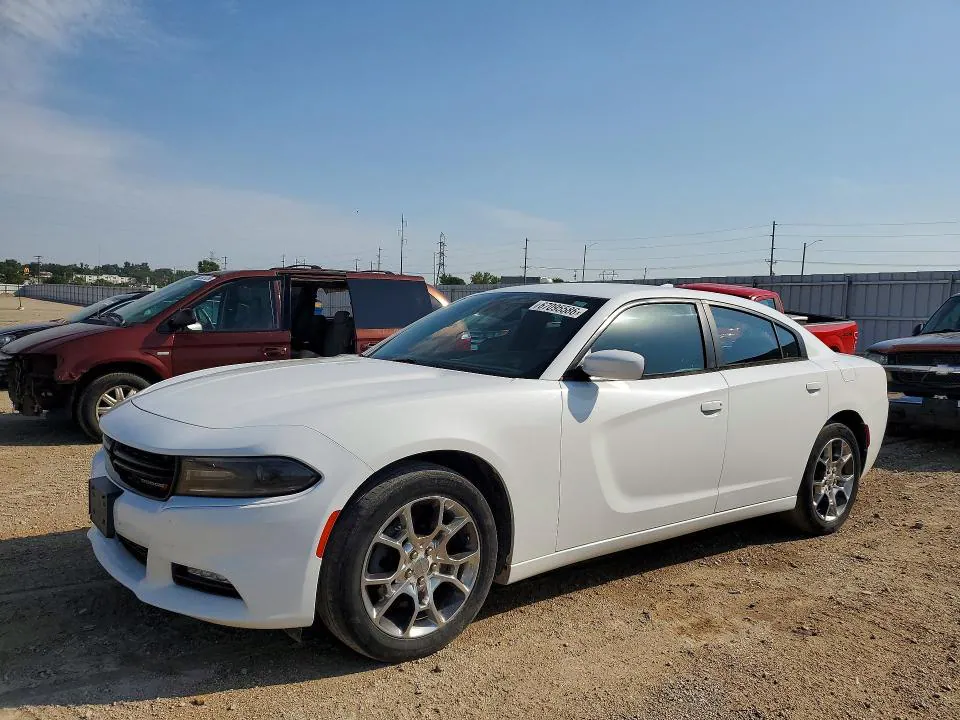 2016 Dodge Charger VIN 2C3CDXJG8GH151054 фото 1