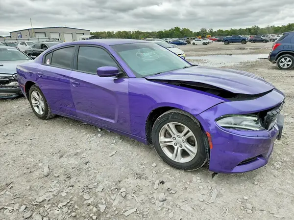2C3CDXBG5JH284408 — 2018 Dodge Charger, фото 4 с аукциона Copart, Передняя часть