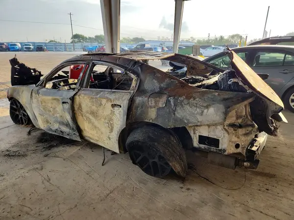 2C3CDXGJ7KH519798 — 2019 Dodge Charger, фото 2 с аукциона Copart 30.09.2026, Пожар