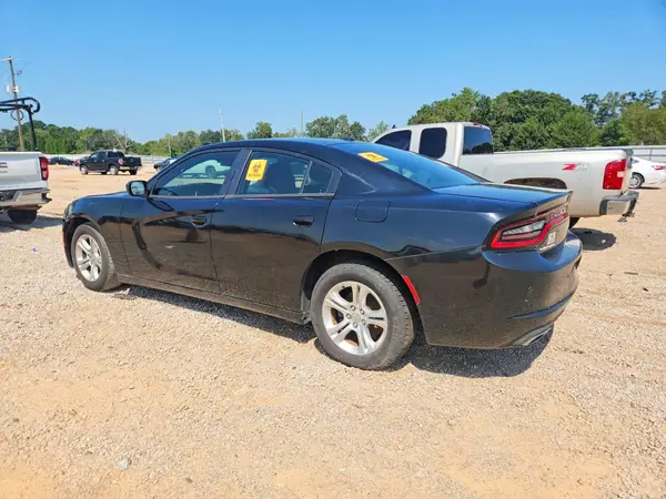 2C3CDXBG0KH724889 — 2019 Dodge Charger, фото 2 с аукциона Copart 13.10.2026, Мелкие вмятины и царапины