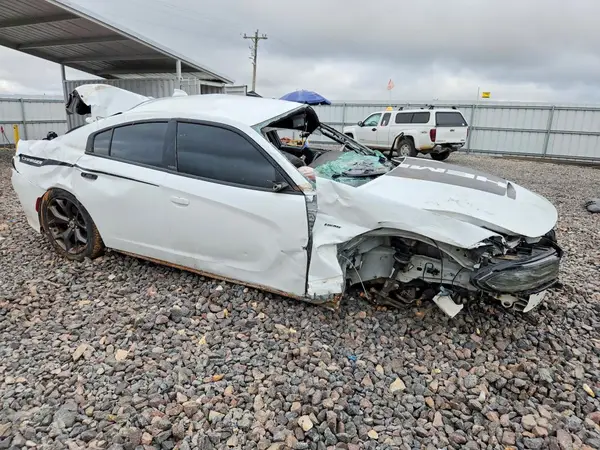 2C3CDXCT3KH597874 — 2019 Dodge Charger, фото 4 с аукциона Copart 30.09.2026, Опрокидывание
