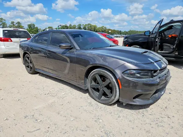 2C3CDXCT7KH608293 — 2019 Dodge Charger, фото 4 с аукциона Copart 13.10.2026, Мелкие вмятины и царапины