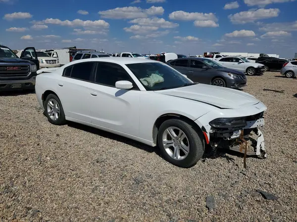 2C3CDXBG7LH119754 — 2020 Dodge Charger, фото 4 с аукциона Copart 13.10.2026, Передняя часть