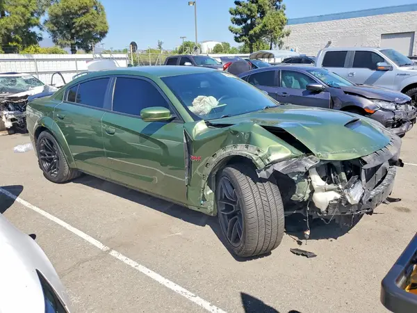 2C3CDXGJ9LH135698 — 2020 Dodge Charger, фото 4 с аукциона Copart, Передняя часть
