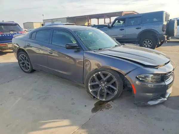2C3CDXBG5MH607814 — 2021 Dodge Charger, фото 4 с аукциона Copart, Передняя часть