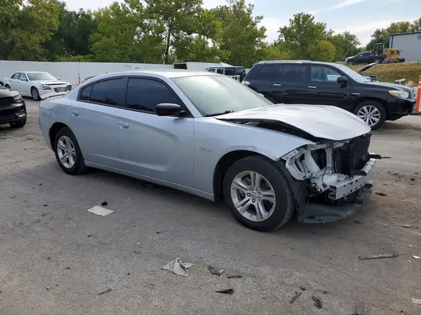 2C3CDXBG4PH518742 — 2023 Dodge Charger, фото 4 с аукциона Copart, Передняя часть