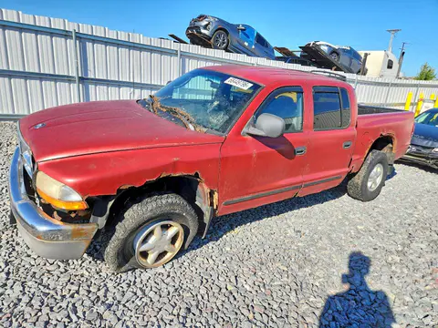 1B7HG2AZ7YS751538 — 2000 Dodge Dakota, Повреждение рамы (Frame Damage), фото до ремонта