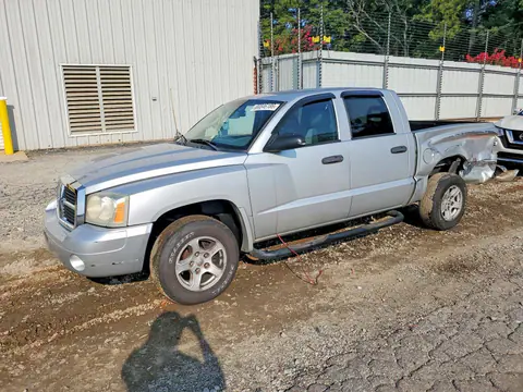 1D7HE48N26S640967 — 2006 Dodge Dakota, Боковая часть (Side), фото до ремонта