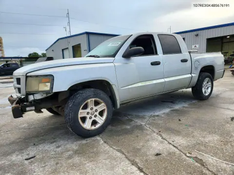 1D7RE3GK4BS676191 — 2011 Dodge Dakota, Сторона, фото до ремонта