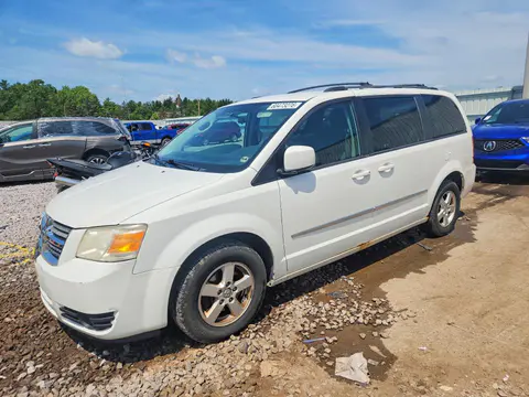 2D4RN5D17AR202059 — 2010 Dodge Grand Caravan, Передняя часть (Front End), фото до ремонта