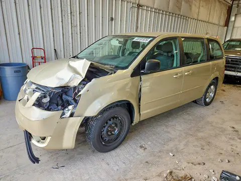 2D4RN4DE4AR477823 — 2010 Dodge Grand Caravan, Передняя часть (Front End), фото до ремонта