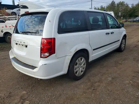 2C4RDGBG2GR358540 — 2016 Dodge Grand Caravan, фото 3 с аукциона Copart 30.09.2026, Естественный износ