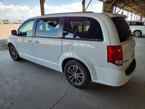 2017 Dodge Grand Caravan VIN 2C4RDGEG1HR672127 фото 2