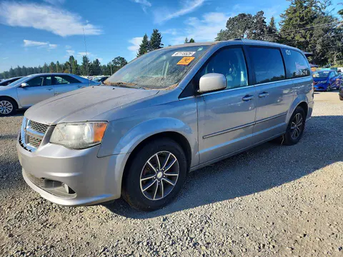 2C4RDGCG0HR863881 — 2017 Dodge Grand Caravan, Передняя часть (Front End), фото до ремонта