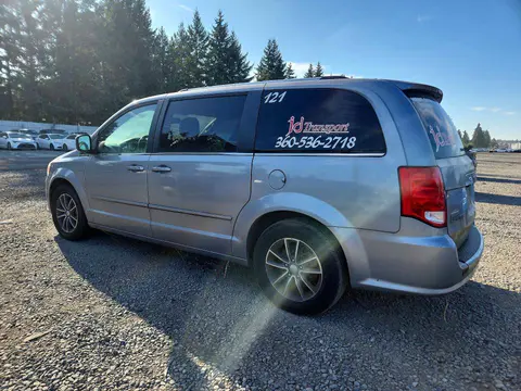 2017 Dodge Grand Caravan VIN 2C4RDGCG0HR863881 фото 2