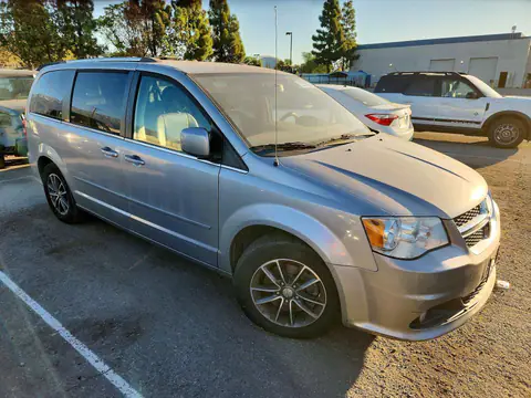 2017 Dodge Grand Caravan VIN 2C4RDGCG2HR789301 фото 4