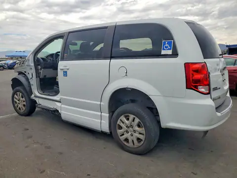 2C4RDGBG4JR347482 — 2018 Dodge Grand Caravan, фото 2 с аукциона Copart 14.10.2026, Вандализм