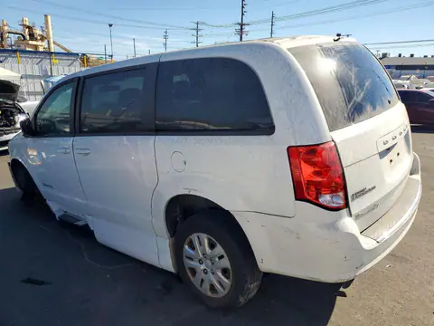2C4RDGBG5JR347474 — 2018 Dodge Grand Caravan, фото 2 с аукциона Copart 14.10.2026, Передняя часть