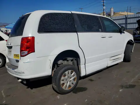 2C4RDGBG5JR347474 — 2018 Dodge Grand Caravan, фото 3 с аукциона Copart 14.10.2026, Передняя часть