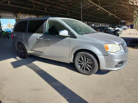 2019 Dodge Grand Caravan VIN 2C4RDGCG4KR619769 фото 4
