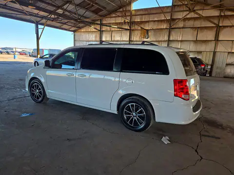 2C4RDGEG9KR620770 — 2019 Dodge Grand Caravan, фото 2 с аукциона Copart 14.10.2026, Передняя часть