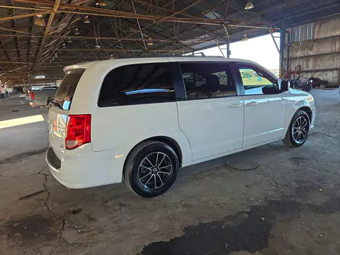 2C4RDGEG9KR620770 — 2019 Dodge Grand Caravan, фото 3 с аукциона Copart 14.10.2026, Передняя часть