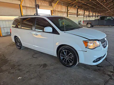 2C4RDGEG9KR620770 — 2019 Dodge Grand Caravan, фото 4 с аукциона Copart 14.10.2026, Передняя часть