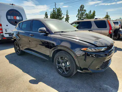 2024 Dodge hornet VIN ZACPDFDW2R3A15702 фото 4
