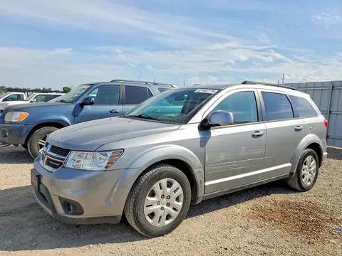 3C4PDCBBXKT833717 — 2019 Dodge Journey, Боковая часть, фото до ремонта