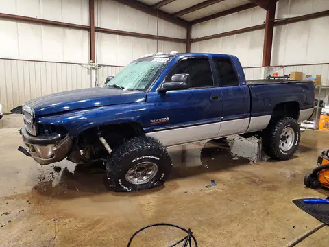 3B7KF23711G792958 — 2001 Dodge RAM 2500, Передняя часть (Front End), фото до ремонта