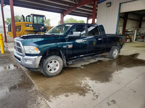 3D7TT2HT0BG626196 — 2011 Dodge RAM 2500, Град (Hail), фото до ремонта