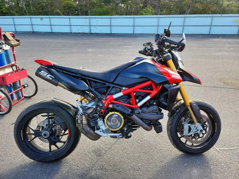 2023 DUCATI HYPERMOTARD VIN ZDMBAJDT8PB009273 фото 1
