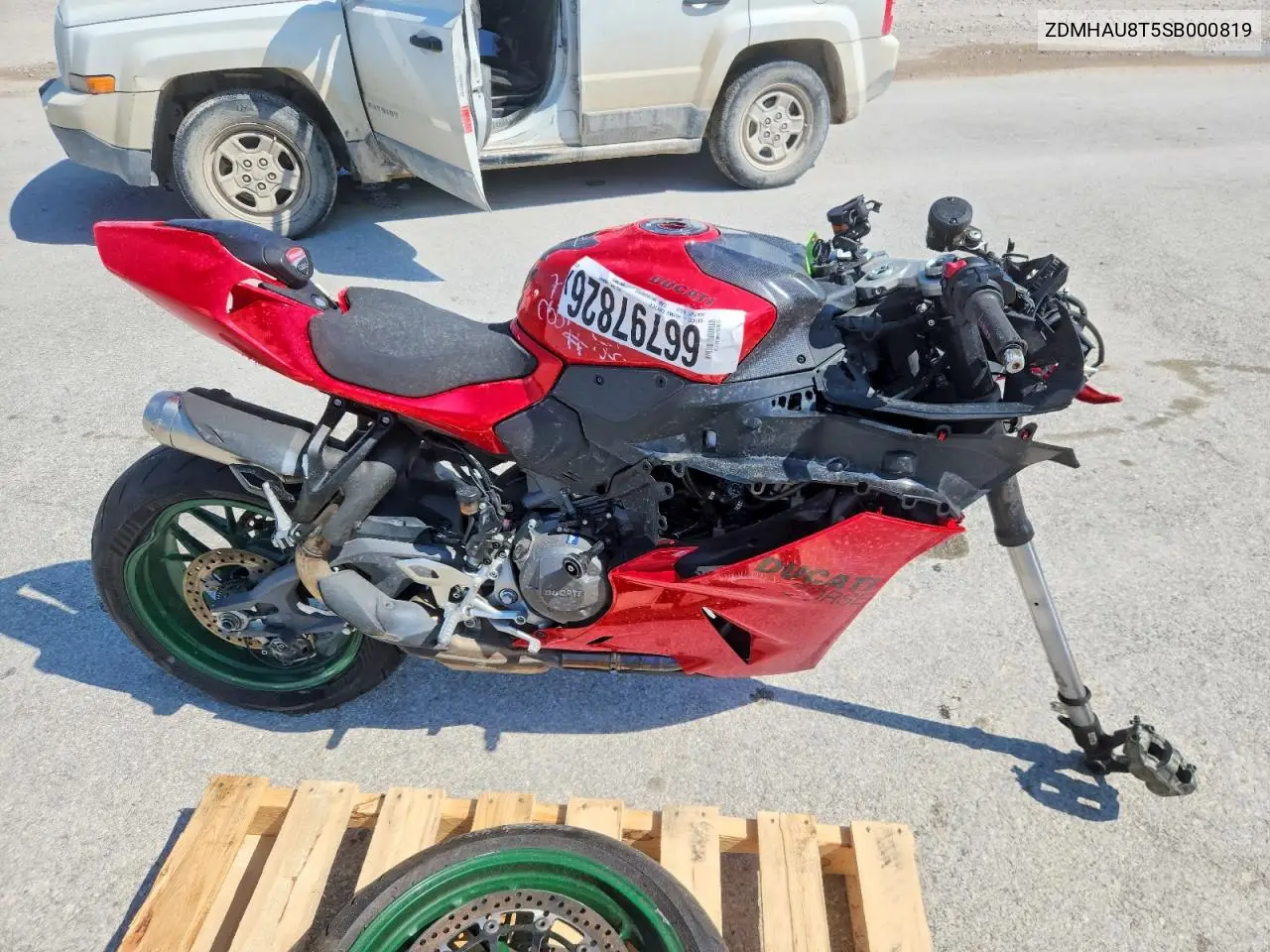 2025 Ducati Panigale V2 VIN ZDMHAU8T5SB000819 фото 1