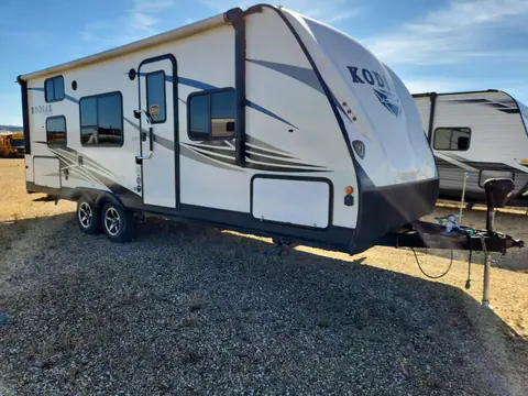 4YDT22723LJ970446 — 2020 Dutchmen Kodiak 227BH, Передняя часть (Front End), фото до ремонта