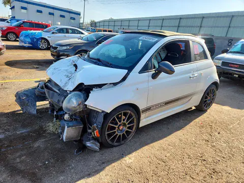 3C3CFFJH4FT608011 — 2015 Fiat 500, Передняя часть (Front End), фото до ремонта