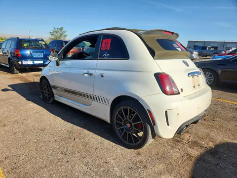 2015 Fiat 500 VIN 3C3CFFJH4FT608011 фото 2