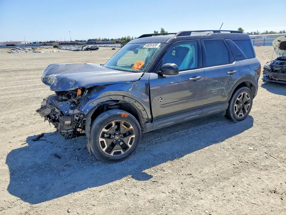 2021 Ford Bronco Sport VIN 3FMCR9C61MRA37731 фото 1