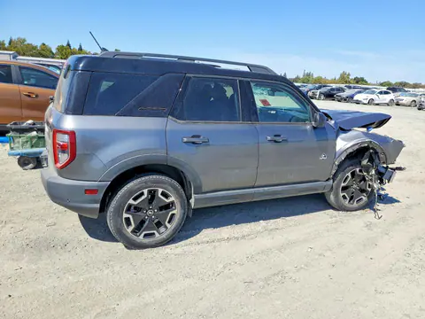 2021 Ford Bronco Sport VIN 3FMCR9C61MRA37731 фото 3