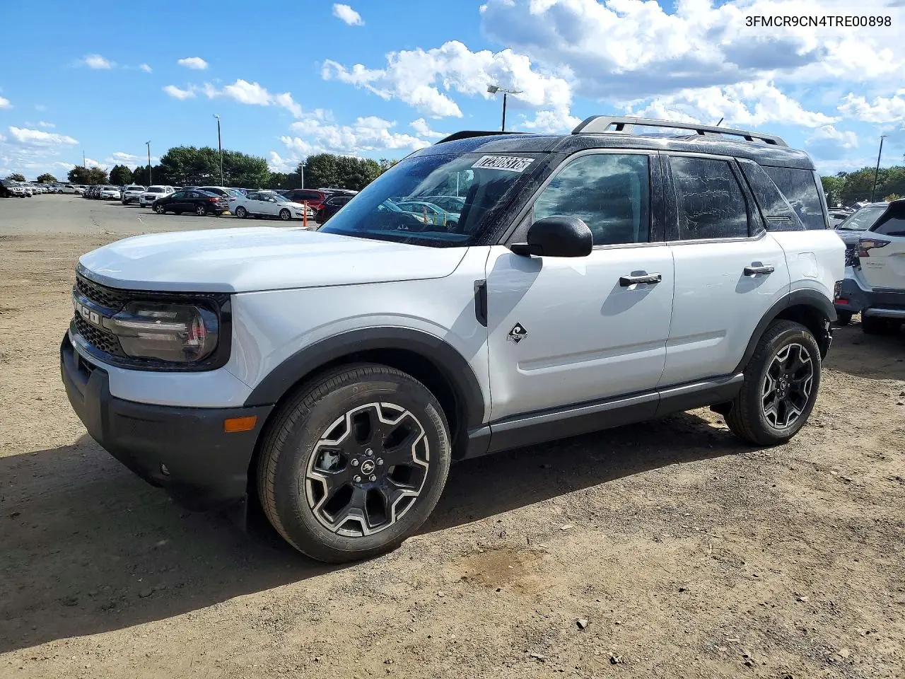 2026 Ford Bronco Sport Outer Banks VIN 3FMCR9CN4TRE00898 фото 1