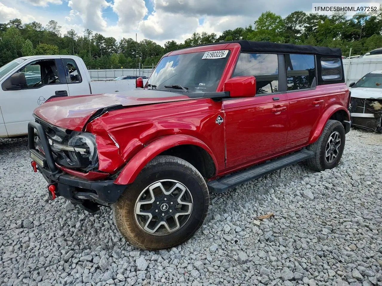 2021 Ford Bronco Base VIN 1FMDE5BH0MLA97252 фото 1