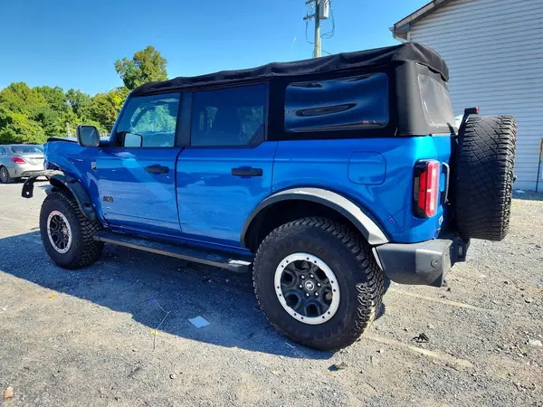 1FMDE5DH2MLA96827 — 2021 Ford Bronco, фото 2 с аукциона Copart 01.10.2026, Передняя часть