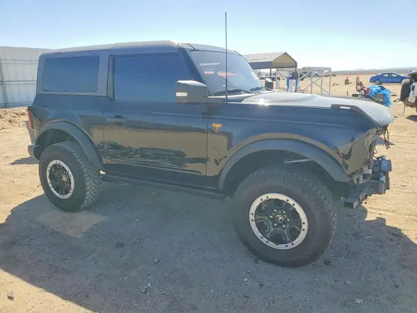 1FMDE5CP2MLA69474 — 2021 Ford Bronco, фото 4 с аукциона Copart, Передняя часть